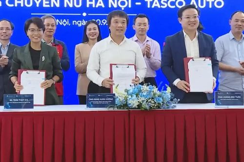 Bóng chuyền nữ Hà Nội có nhà tài trợ mới