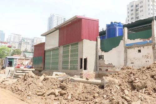 Chưa xử lý 'nhà siêu mỏng, siêu méo' trên phố Nguyễn Tuân