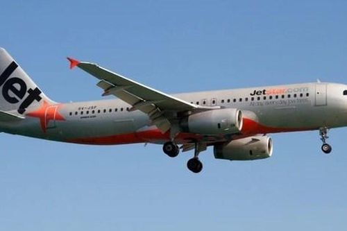 Hàng không giá rẻ 'gặp biến': Play (Iceland) đột ngột dừng bay, Qantas đóng cửa Jetstar Asia