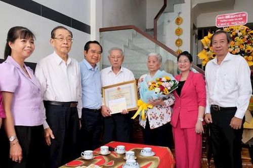 Ngày Quốc tế Người cao tuổi 01/10: Chăm lo để không ai bị bỏ lại phía sau