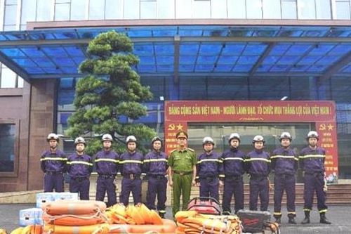 Công an Hà Nội tham gia hỗ trợ tỉnh Tuyên Quang khắc phục hậu quả bão số 10