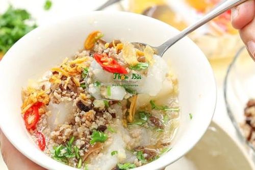 Top món ngon ăn vặt mùa thu Hà Nội bạn nhất định phải thử 1 lần