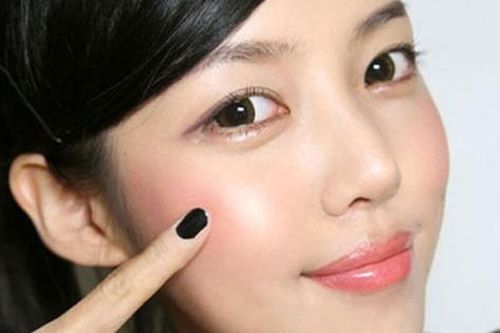 Phong cách trang điểm mùa thu là hot trend