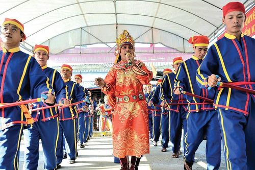 Giữ hồn hát bả trạo xứ Quảng