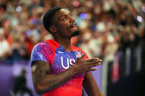 Ngã rẽ bất ngờ của ngôi sao từng thách thức Usain Bolt
