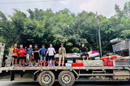 Từ kinh nghiệm trekking, leo núi đến cứu hộ lũ Hà Giang, Hà Tĩnh
