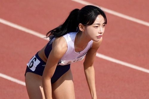 Bí quyết giữ body săn chắc của 'nữ thần chạy bộ' Hàn Quốc