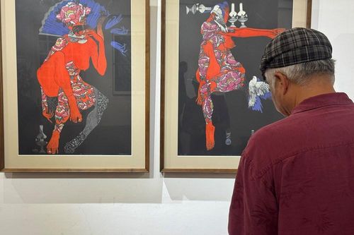 Những gam màu rực rỡ trong 'Triển lãm Tháng 10'