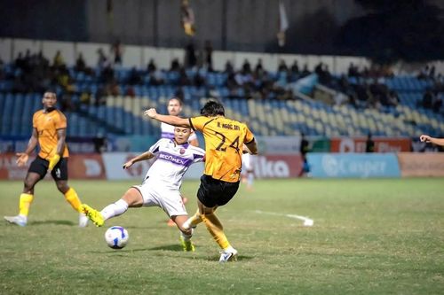 Đông Á Thanh Hóa chia điểm Becamex TP.HCM, nối dài chuỗi trận không thắng lên con số 7