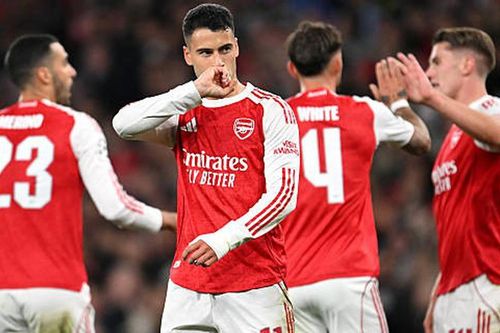 Arsenal toàn thắng, Man City mất điểm đáng tiếc ở Champions League
