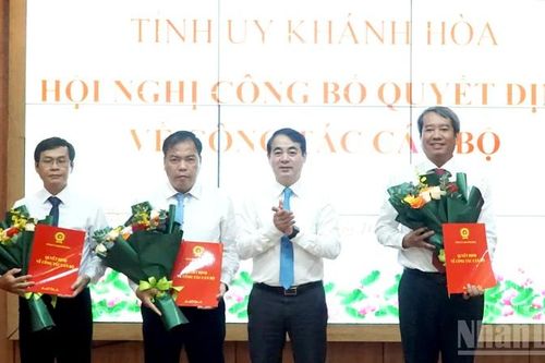 Khánh Hòa điều động, bổ nhiệm lãnh đạo các sở, ngành, địa phương
