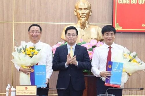 Quảng Ngãi công bố Quyết định của Thủ tướng Chính phủ về công tác cán bộ
