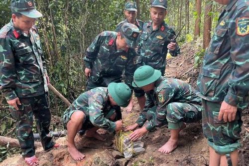 Xử lý thành công quả bom nặng 220kg còn sót lại sau chiến tranh tại Đà Nẵng