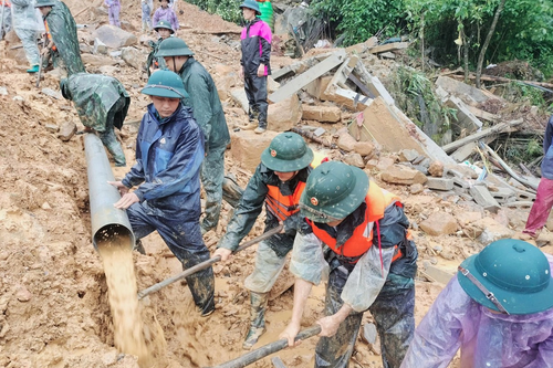 Tuyên Quang: Bộ đội 'căng mình' hỗ trợ địa phương khắc phục hậu quả bão lũ