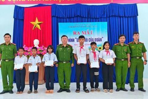 Tiếp nối hành trình gần dân, vì dân phục vụ