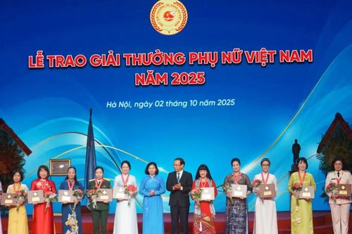 15 tập thể, cá nhân nhận Giải thưởng Phụ nữ Việt Nam năm 2025