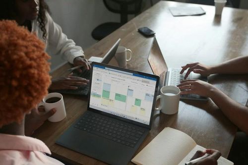 Dân văn phòng phấn khích với xu hướng vibe working