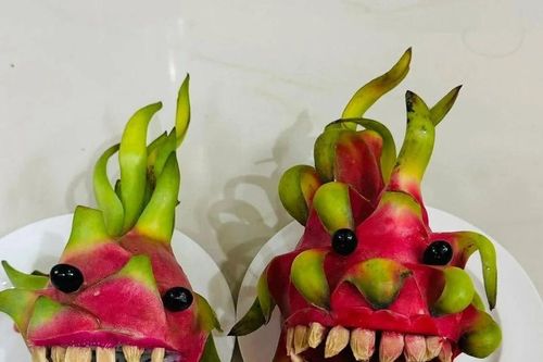 Mẹ trổ tài làm đồ Trung thu cho con mà tác phẩm ngỡ Halloween