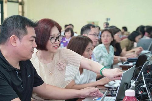 Cần thiết xây dựng Khung năng lực AI cho giáo viên