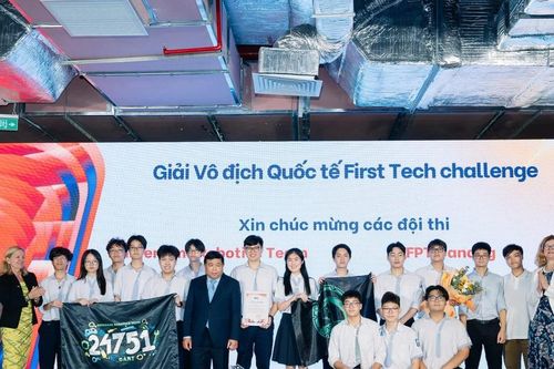 Vinh danh các đội thi STEM, robotic đạt thành tích xuất sắc