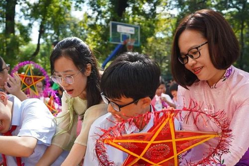 Học sinh Thủ đô trải nghiệm 'Mùa trăng yêu thương' năm 2025