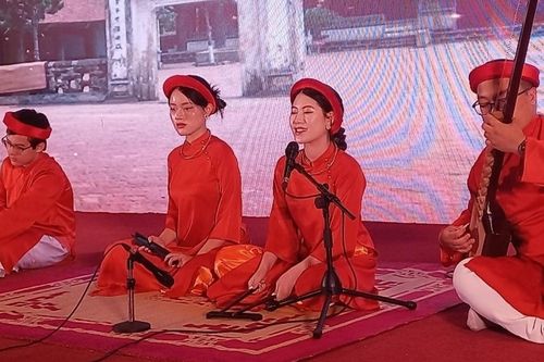 Ca trù Hà Nội trong hành trình bảo tồn và lan tỏa