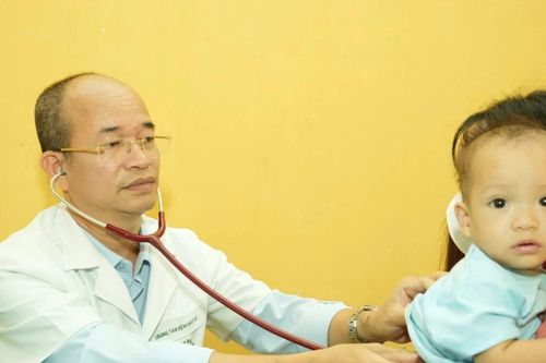 Sáu nhóm bệnh dễ bùng phát sau mưa lũ, coi chừng thành dịch