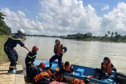 Tìm thấy thi thể người đàn ông trên sông Hiếu