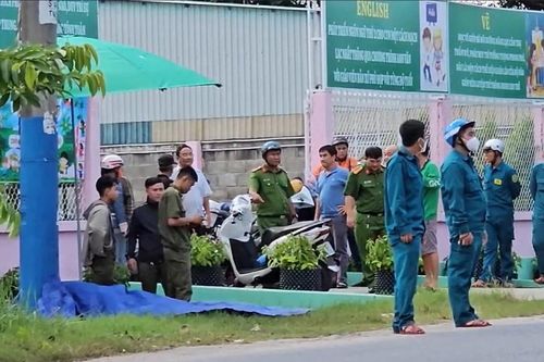 Người phụ nữ tử vong sau va chạm trụ điện ở TPHCM