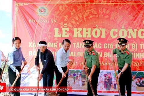Bộ Công an xây dựng 24 căn nhà mới cho các hộ dân bị thiệt hại do bão số 10 ở Ninh Bình