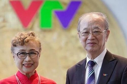 'Giọng đọc huyền thoại VTV' tuổi 80 hôn nhân hạnh phúc và cuộc sống an nhiên