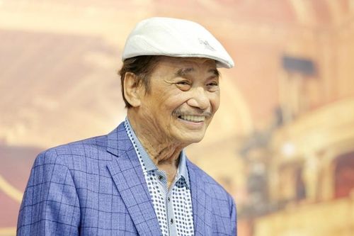 NSND Trần Hiếu nhập viện vì ung thư di căn vào xương