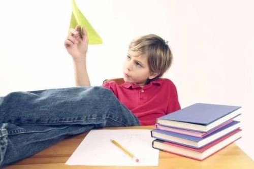 Nam sinh 14 tuổi chống đối, nổi loạn: Cha mẹ hối hận vì bỏ lỡ 'giai đoạn vàng' điều trị ADHD