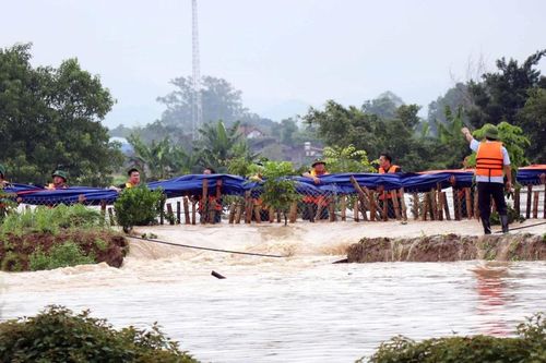 Ngừng tiêu nước vào hệ thống công trình thủy lợi Bắc Đuống