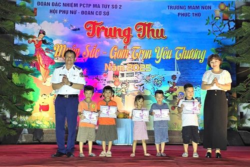 Rộn ràng Tết Trung thu 'Muôn sắc - Gom trọn yêu thương'
