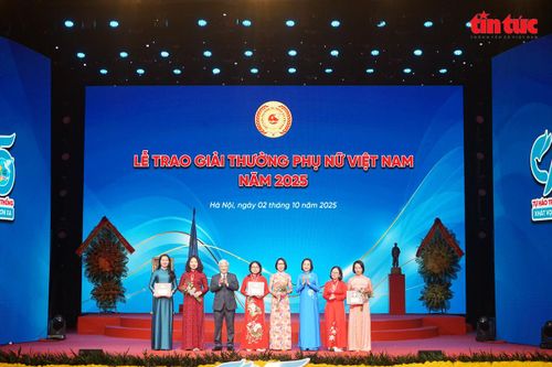 Tôn vinh 15 tập thể, cá nhân đạt giải thưởng Phụ nữ Việt Nam 2025