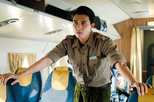 Mỹ nam 'đen đủi nhất màn ảnh Việt', nay là cơ phó 'đẹp không góc chết'