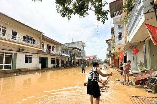 Lào Cai: Tạm dừng, điều chỉnh tour du lịch tại khu vực nguy hiểm