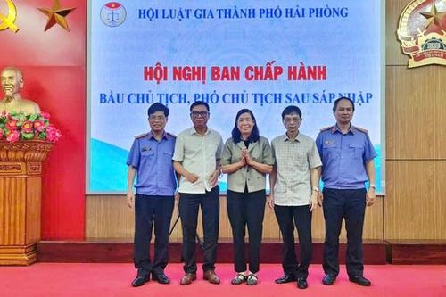 Bà Nguyễn Thị Mai được bầu là Chủ tịch Hội Luật gia Tp.Hải Phòng