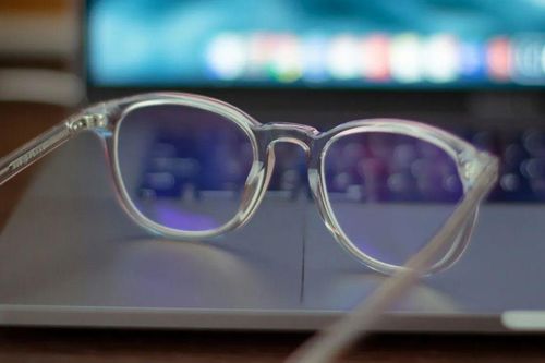 Kính thông minh Apple chuẩn bị ra mắt, người dân tò mò cực độ