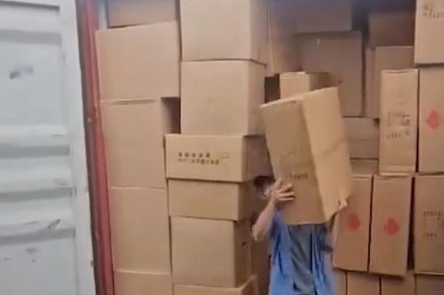 Công an TP. Hồ Chí Minh 'bóc trần' hoạt động buôn lậu của Công ty Nội thất Khang Minh