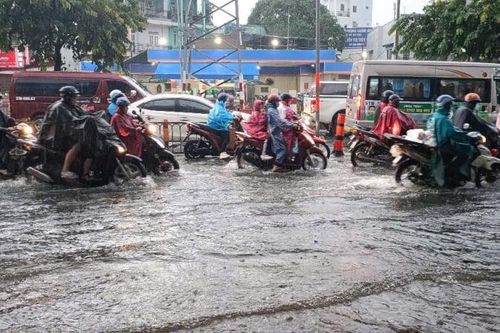 Hạ tầng trữ nước: Chìa khóa vàng giúp Hà Nội, TP.HCM thoát ngập úng