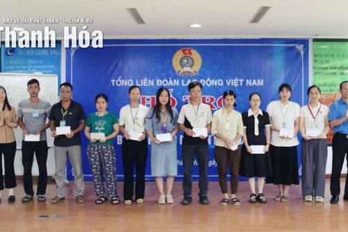 Hỗ trợ đoàn viên, người lao động bị ảnh hưởng do cơn bão số 10