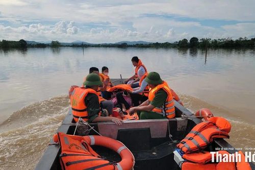 Lực lượng vũ trang Thanh Hóa - điểm tựa của dân trong cơn lũ