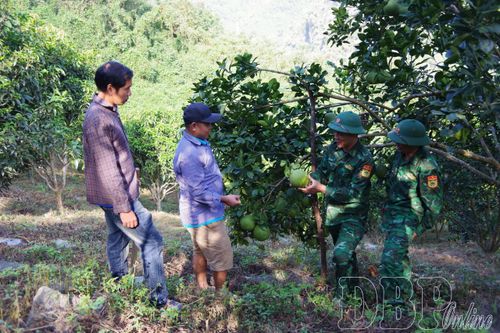 Giữ biên cương từ lòng dân