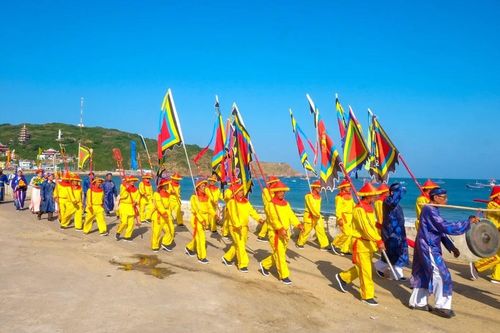 Bảo tồn lễ hội cầu ngư vạn đầm Xương Lý gắn với phát triển du lịch