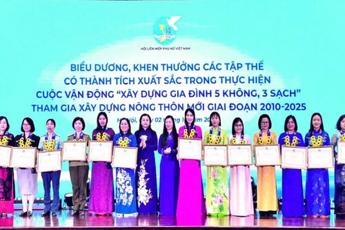 Khánh Hòa có 1 tập thể, 3 cá nhân được khen thưởng toàn quốc về phong trào phụ nữ