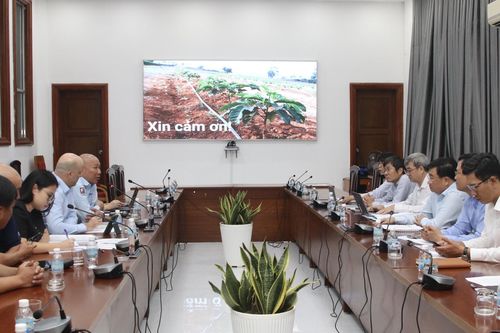 Phó Chủ tịch UBND tỉnh Trịnh Minh Hoàng làm việc với Tập đoàn Netafim