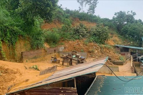 Xã Gia Phú: Di chuyển người dân ra khỏi khu vực có nguy cơ sạt lở