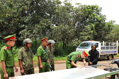 Điểm tựa giữ bình yên ở Quảng Tín